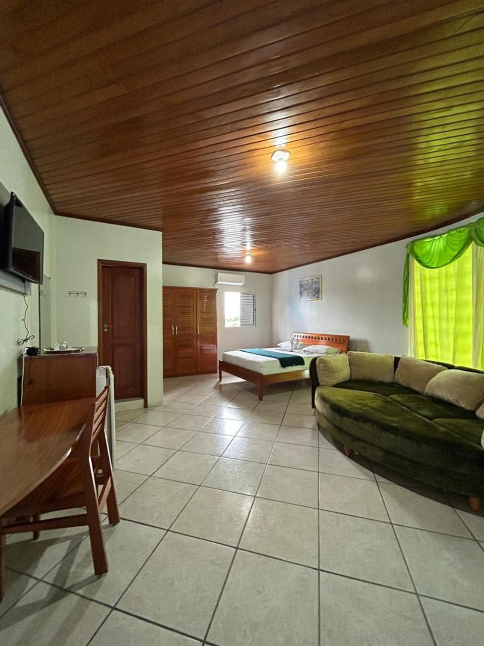 Swamy Hotel Cruzeiro do Sul  Habitación foto
