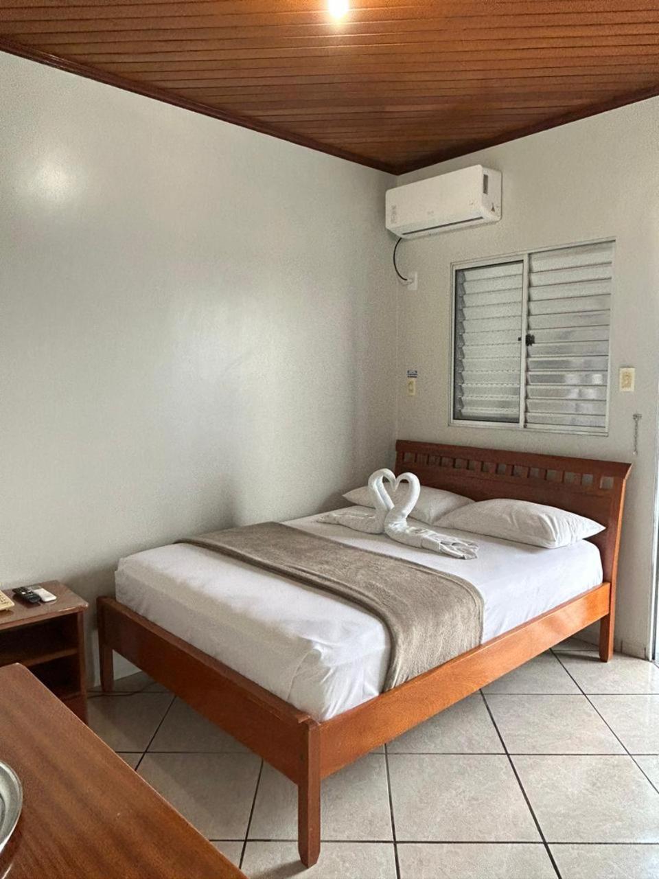 Swamy Hotel Cruzeiro do Sul  Habitación foto