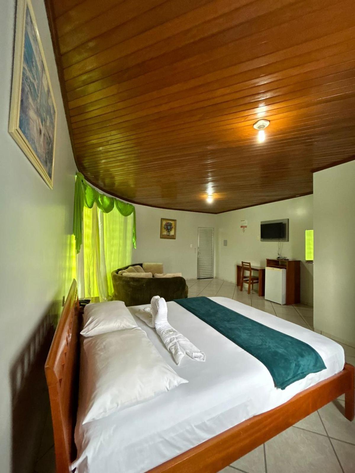 Swamy Hotel Cruzeiro do Sul  Habitación foto